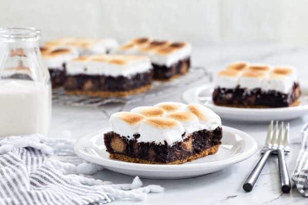 Peanut Butter Cup S'mores Brownies will easily be your new favorite dessert. Easy and absolutely delicious!